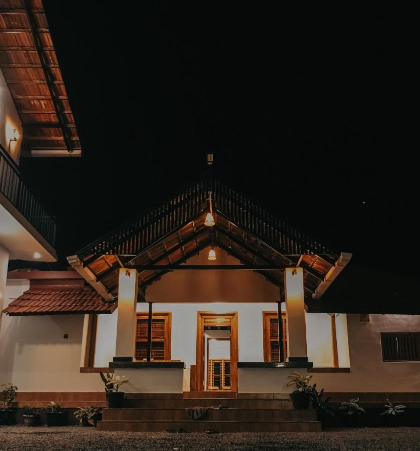 Partho Home Stay Padinjarathara Экстерьер фото