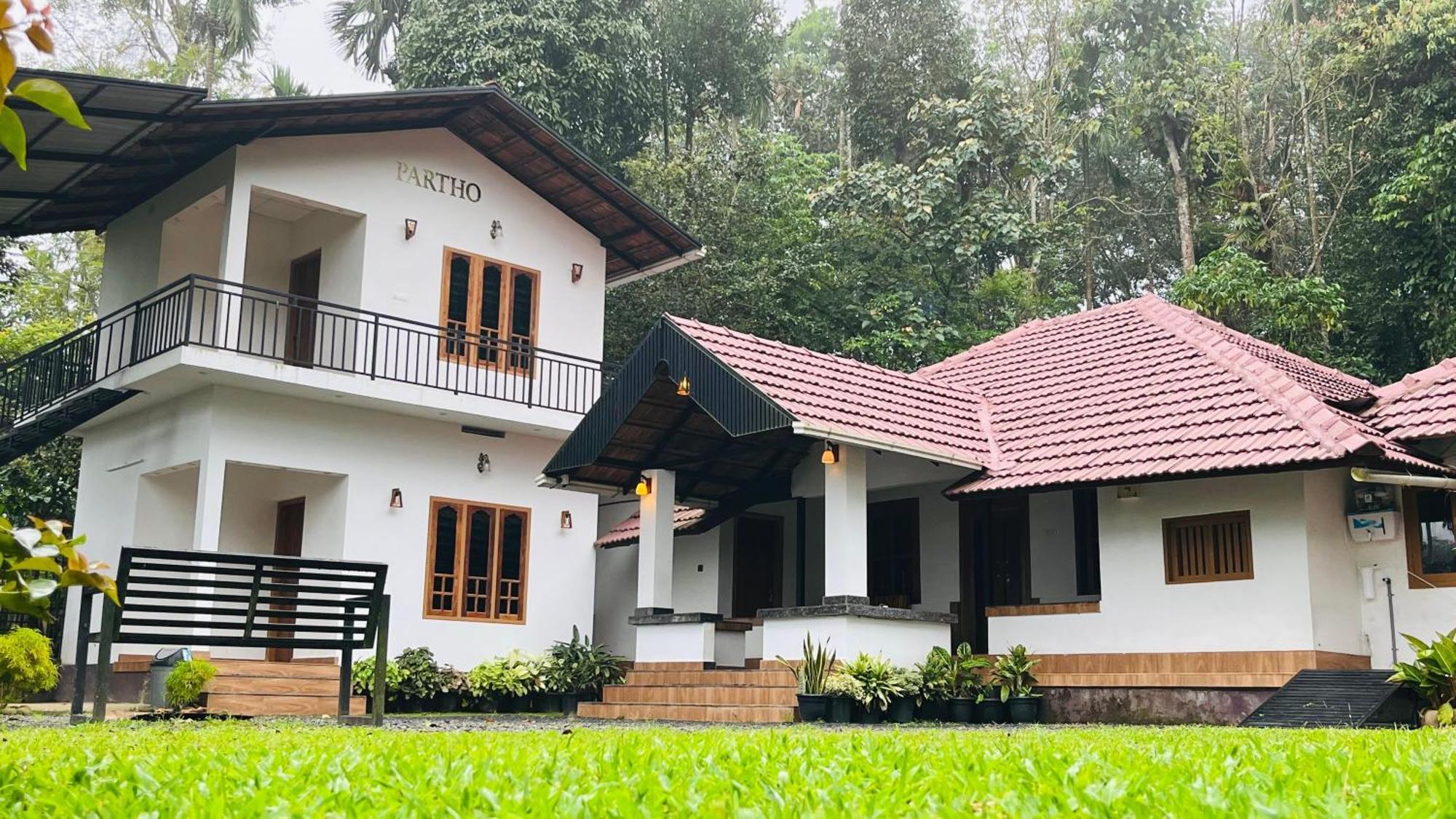 Partho Home Stay Padinjarathara Экстерьер фото